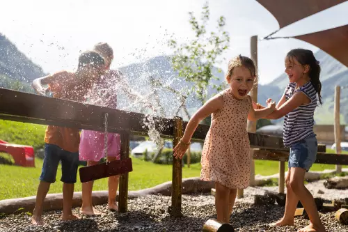Urlaubsangebote Wellnesshotel Vitalquelle Montafon im Vorarlberg